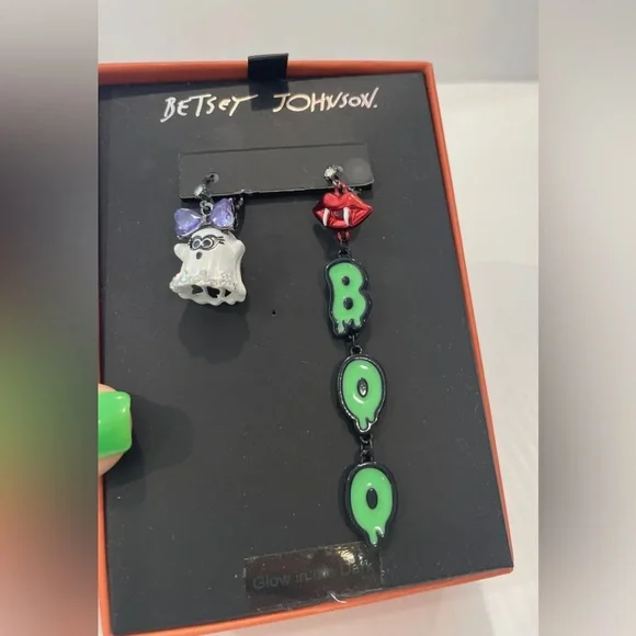 SOLD - Picture 5 of 6